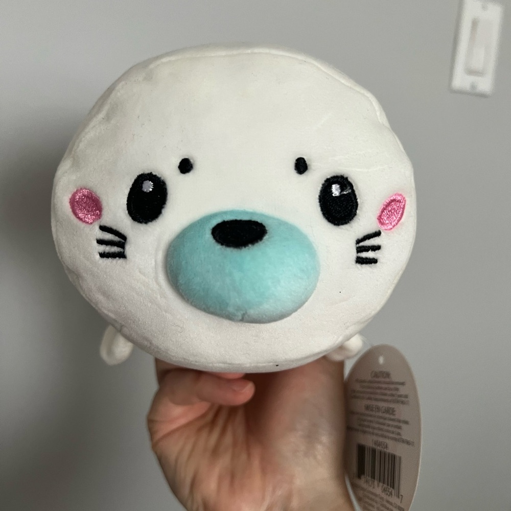 Cute White Seal Plush Toy New With Tag pillow shaped, great for road trips!